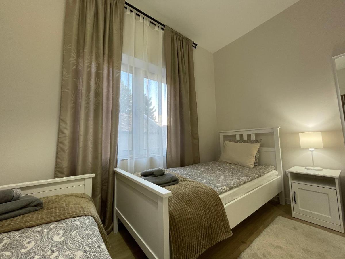 Apartments Tema Sombor Eksteriør billede
