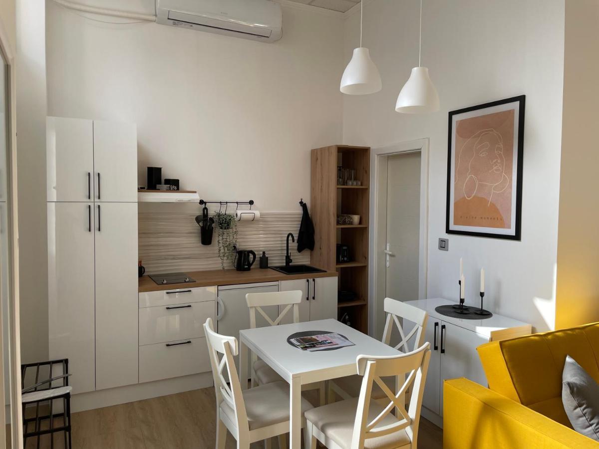 Apartments Tema Sombor Eksteriør billede