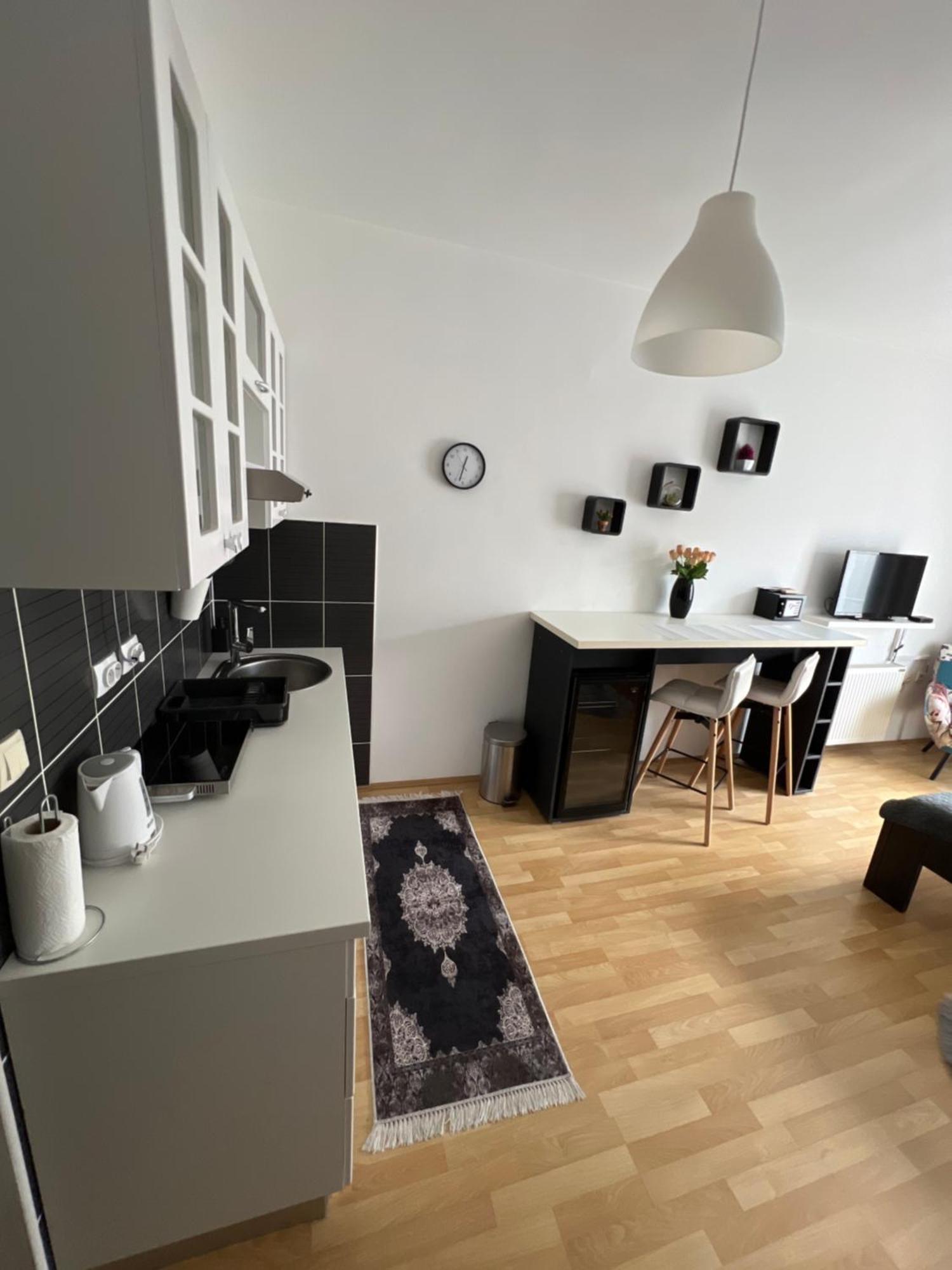 Apartments Tema Sombor Eksteriør billede